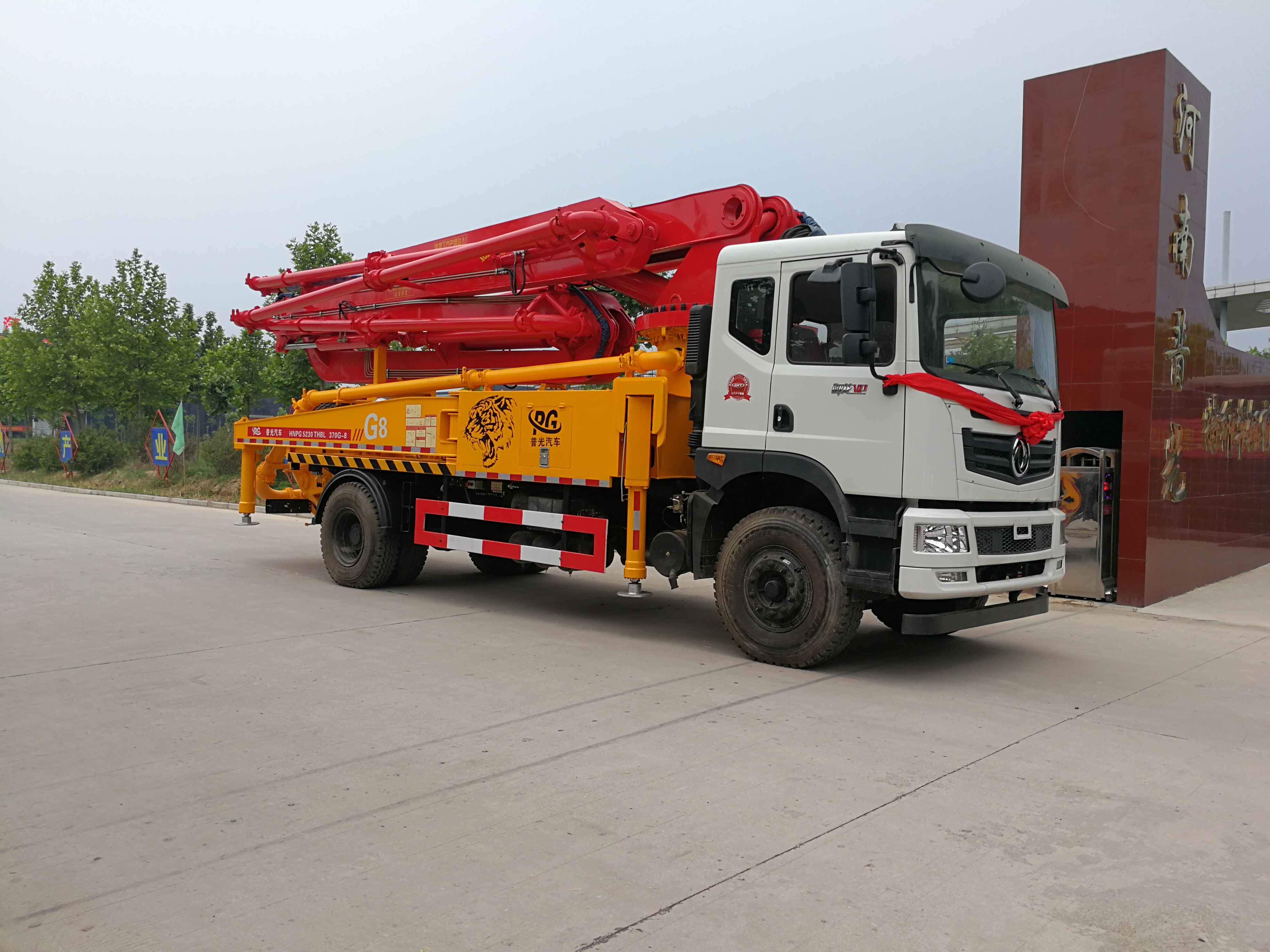 37米单桥混凝土泵车