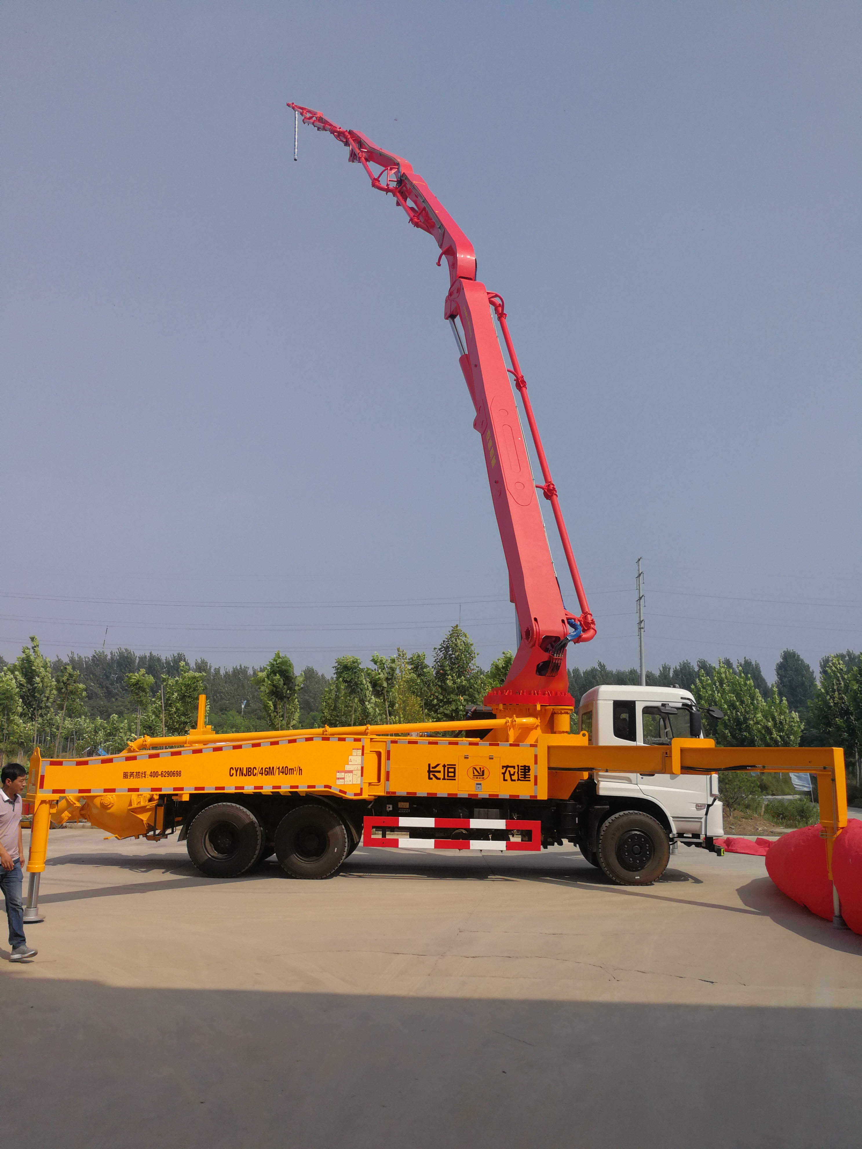 中小型混凝土泵车